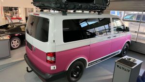 HP Camper Custom pink roof box